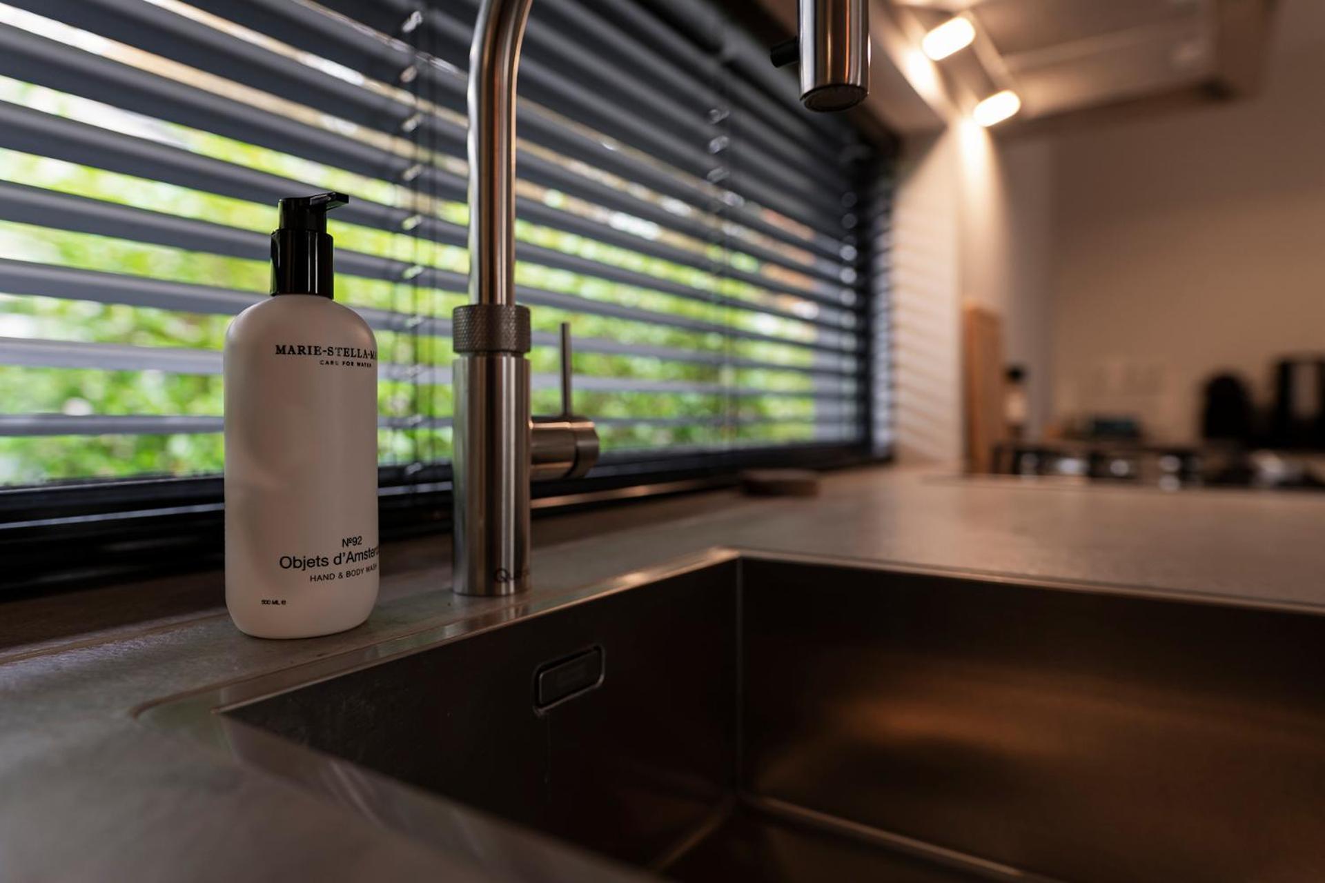 Dutchen Suitelodges Gooilanden ロースドレヒト 部屋 写真